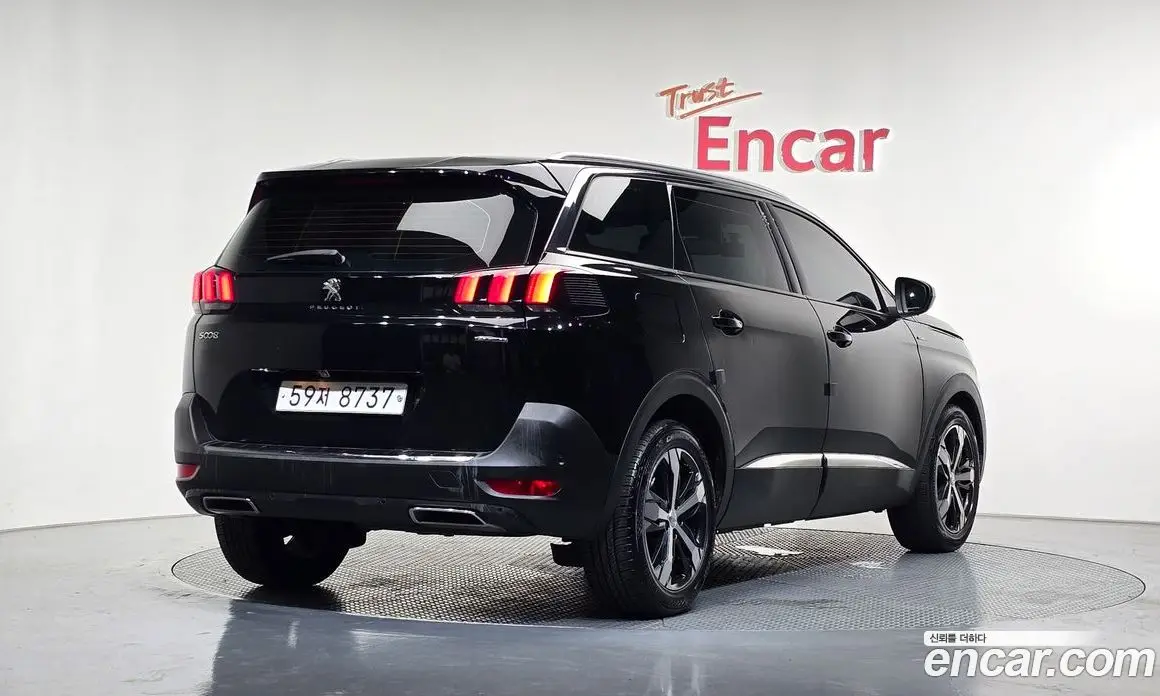 Peugeot 5008 2019 1.5 автомат (гидро), фото 2 Peugeot 5008 2019 1.5 автомат (гидро), фото 2