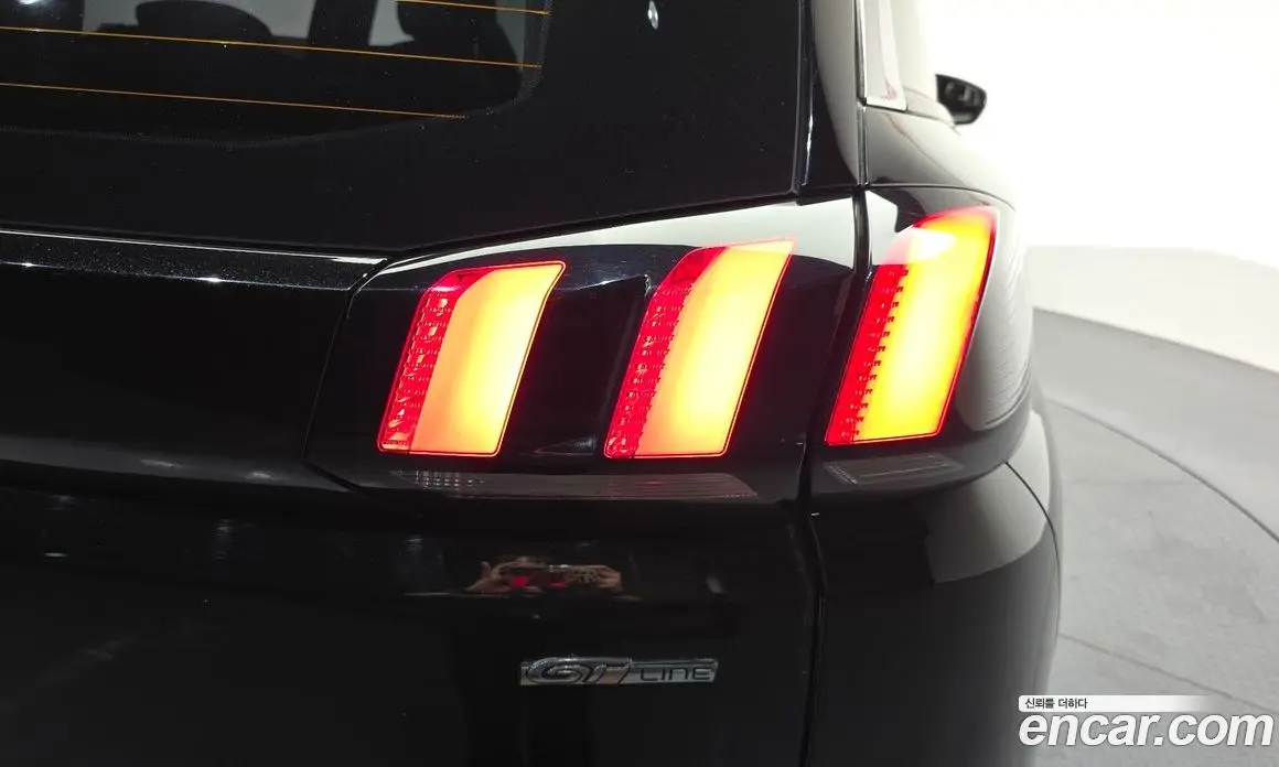 Peugeot 5008 2019 1.5 автомат (гидро), фото 9 Peugeot 5008 2019 1.5 автомат (гидро), фото 9