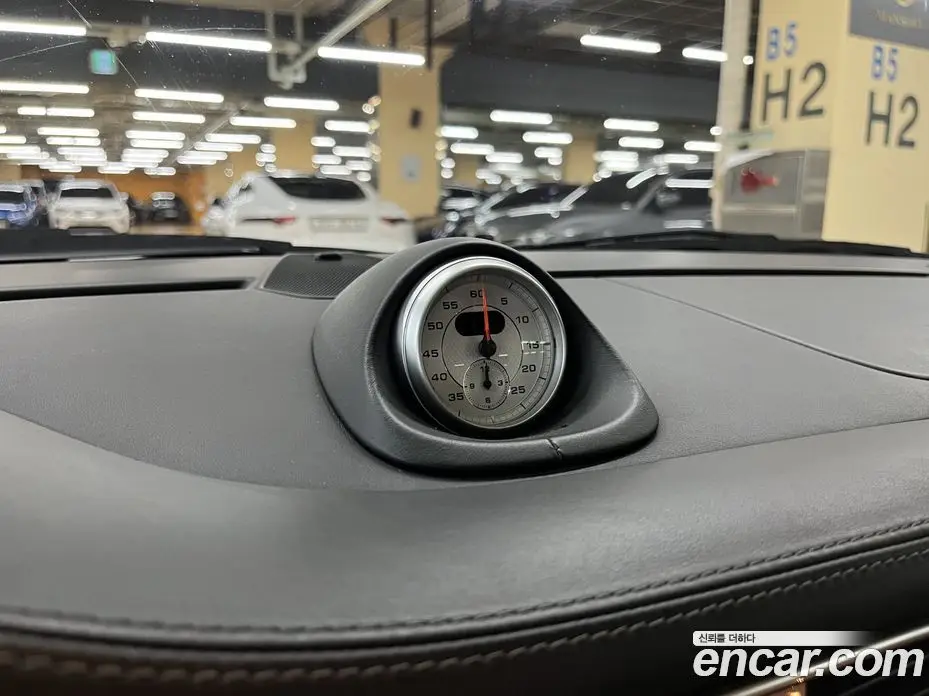 Porsche 911 2008 3.6 автомат (гидро), фото 13 Porsche 911 2008 3.6 автомат (гидро), фото 13
