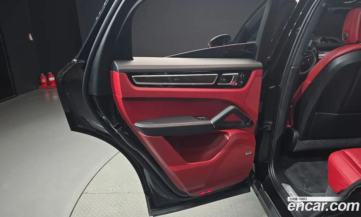 Porsche Cayenne 2023 3.0 автомат (гидро), фото 15 Porsche Cayenne 2023 3.0 автомат (гидро), фото 15