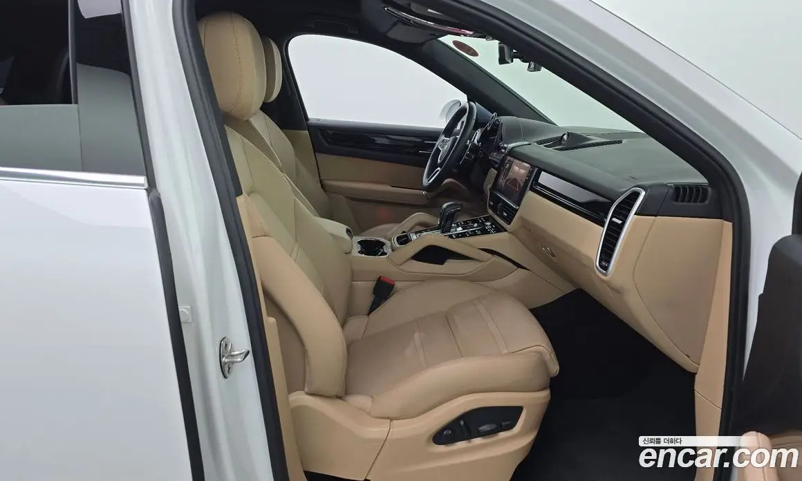 Porsche Cayenne 2023 3.0 автомат (гидро), фото 16 Porsche Cayenne 2023 3.0 автомат (гидро), фото 16