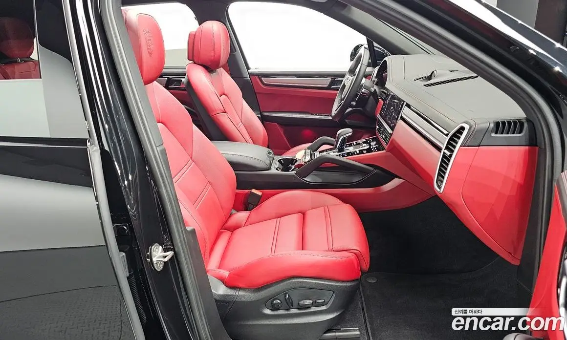 Porsche Cayenne 2023 3.0 автомат (гидро), фото 16 Porsche Cayenne 2023 3.0 автомат (гидро), фото 16