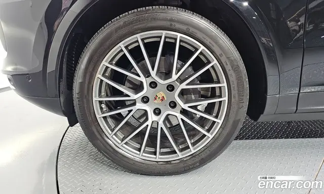 Porsche Cayenne 2023 3.0 автомат (гидро), миниатюра 5 Porsche Cayenne 2023 3.0 автомат (гидро), миниатюра 5