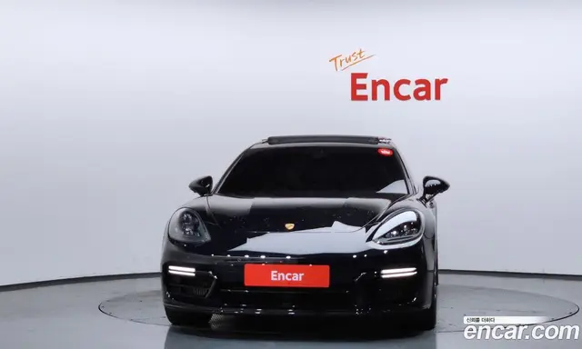 Porsche Panamera 2020 4.0 автомат (гидро), миниатюра 3