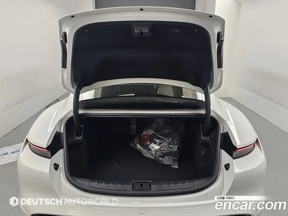Porsche Taycan 2022 1.0 автомат (гидро), фото 20 Porsche Taycan 2022 1.0 автомат (гидро), фото 20