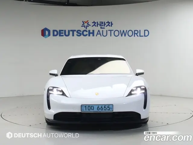Porsche Taycan 2022 1.0 автомат (гидро), миниатюра 4 Porsche Taycan 2022 1.0 автомат (гидро), миниатюра 4