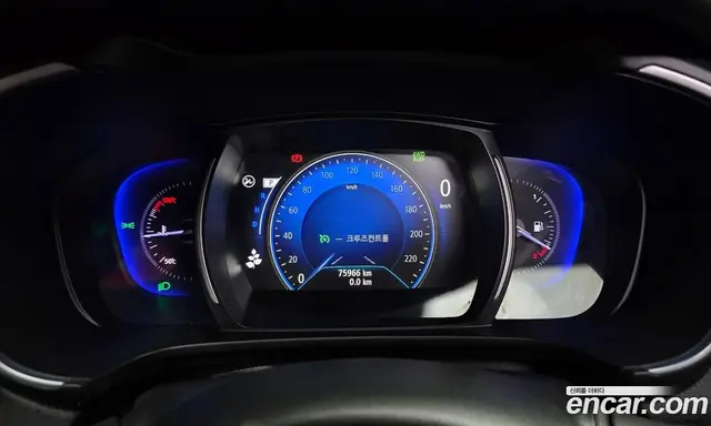 Renault (Samsung) QM6 2017 2.0 автомат (гидро), миниатюра 11 Renault (Samsung) QM6 2017 2.0 автомат (гидро), миниатюра 11