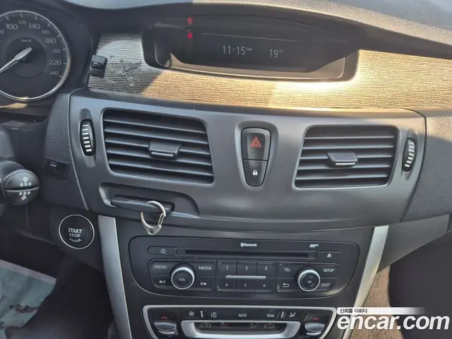 Renault (Samsung) SM5 2013 2.0 автомат (гидро), миниатюра 8