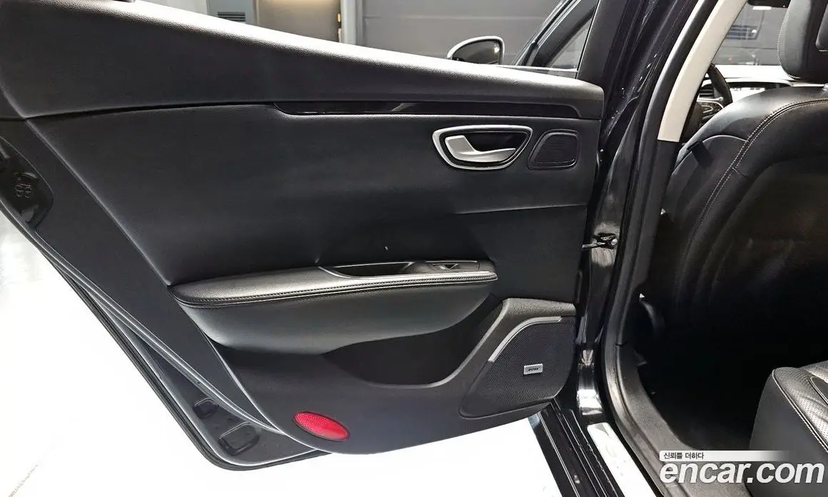 Renault (Samsung) SM6 2016 2.0 автомат (гидро), фото 15 Renault (Samsung) SM6 2016 2.0 автомат (гидро), фото 15