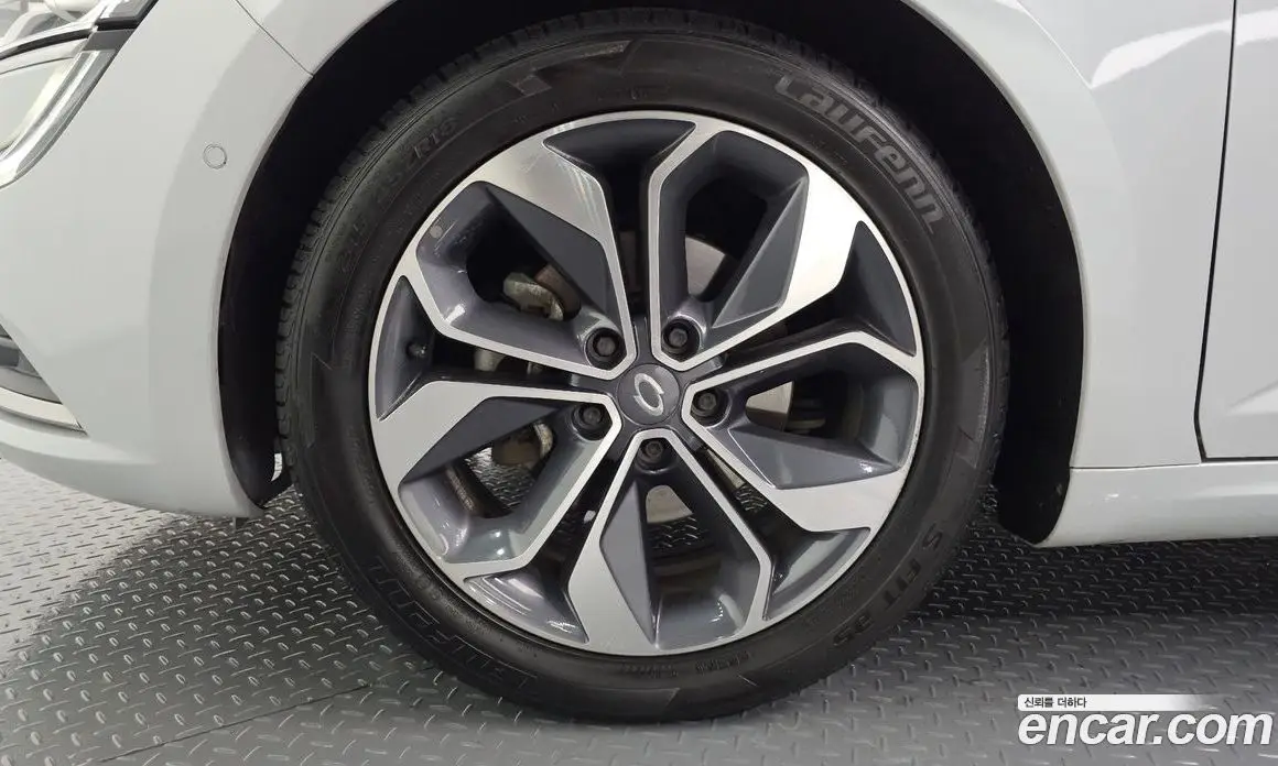 Renault (Samsung) SM6 2019 2.0 автомат (гидро), фото 5 Renault (Samsung) SM6 2019 2.0 автомат (гидро), фото 5