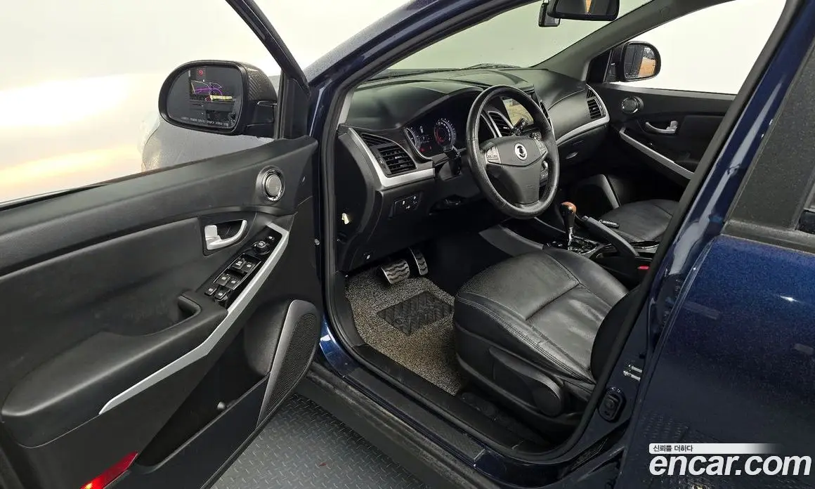 SsangYong Korando 2015 2.2 автомат (гидро), фото 12 SsangYong Korando 2015 2.2 автомат (гидро), фото 12