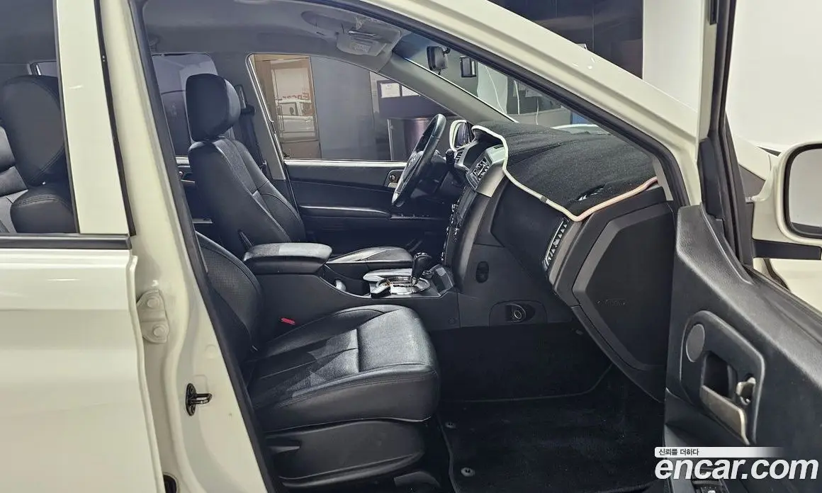 SsangYong Korando 2016 2.2 автомат (гидро), фото 16