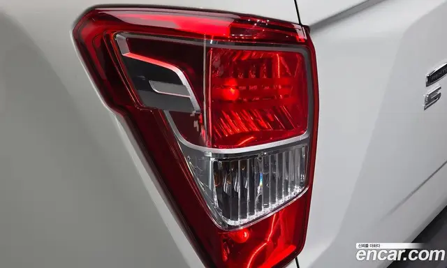 SsangYong Rexton 2018 2.2 автомат (гидро), миниатюра 9