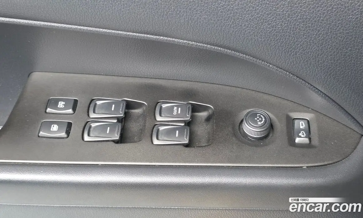 SsangYong Rexton 2018 2.2 автомат (гидро), фото 16 SsangYong Rexton 2018 2.2 автомат (гидро), фото 16