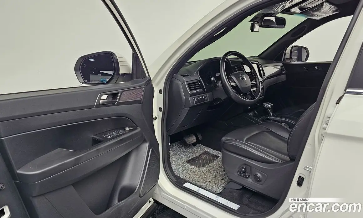 SsangYong Rexton 2022 2.2 автомат (гидро), фото 13