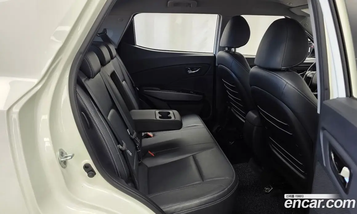 SsangYong TIBOLI 2017 1.6 автомат (гидро), фото 18 SsangYong TIBOLI 2017 1.6 автомат (гидро), фото 18