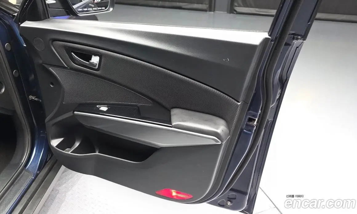 SsangYong TIBOLI 2018 1.6 автомат (гидро), фото 14 SsangYong TIBOLI 2018 1.6 автомат (гидро), фото 14