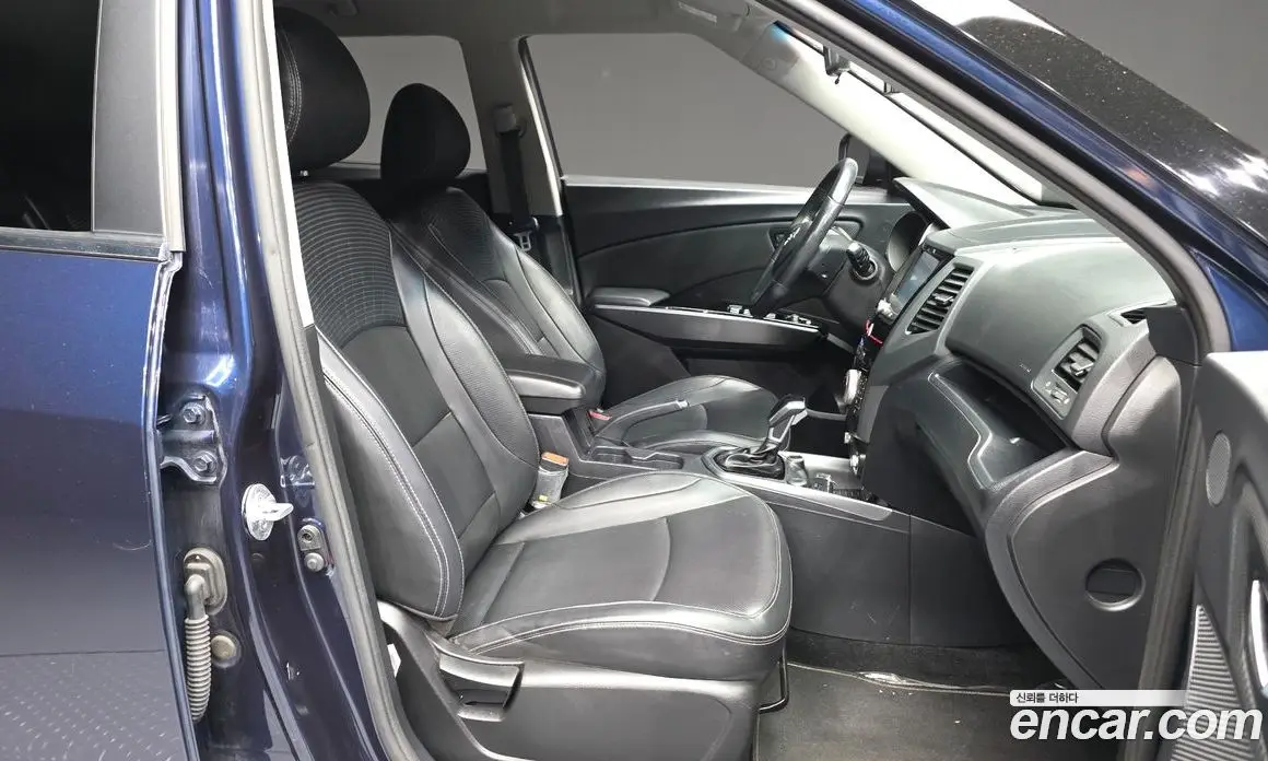 SsangYong TIBOLI 2018 1.6 автомат (гидро), фото 17 SsangYong TIBOLI 2018 1.6 автомат (гидро), фото 17