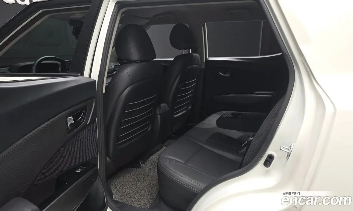 SsangYong TIBOLI 2019 1.5 автомат (гидро), фото 11