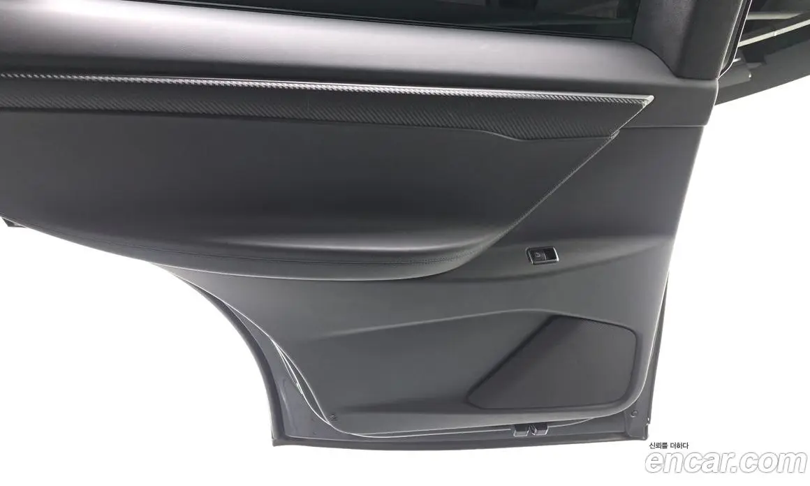 Tesla Model X 2019 0.3 автомат (гидро), фото 14 Tesla Model X 2019 0.3 автомат (гидро), фото 14