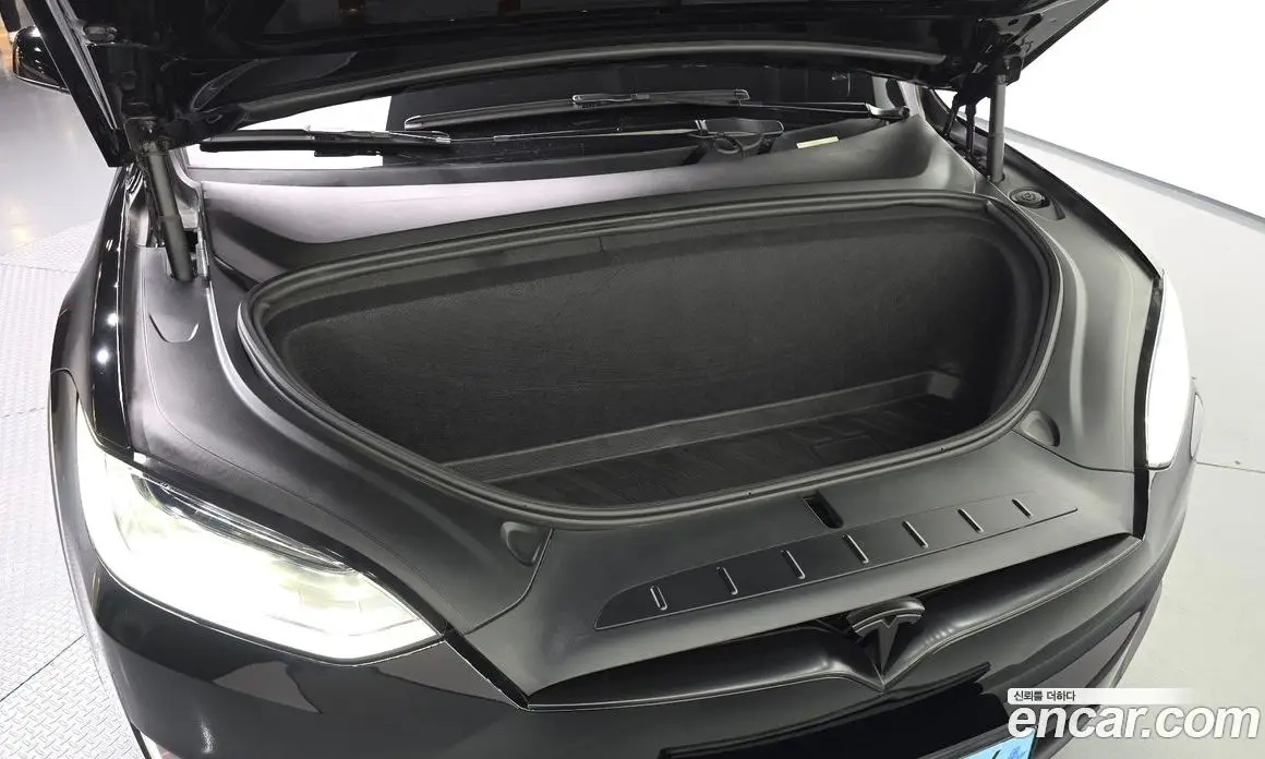 Tesla Model X 2019 0.3 автомат (гидро), фото 5 Tesla Model X 2019 0.3 автомат (гидро), фото 5
