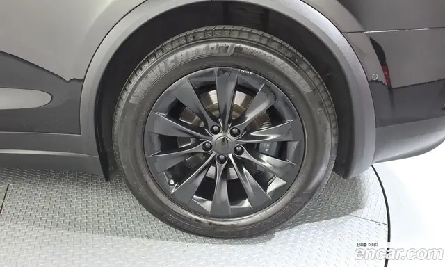Tesla Model X 2019 0.3 автомат (гидро), миниатюра 6 Tesla Model X 2019 0.3 автомат (гидро), миниатюра 6