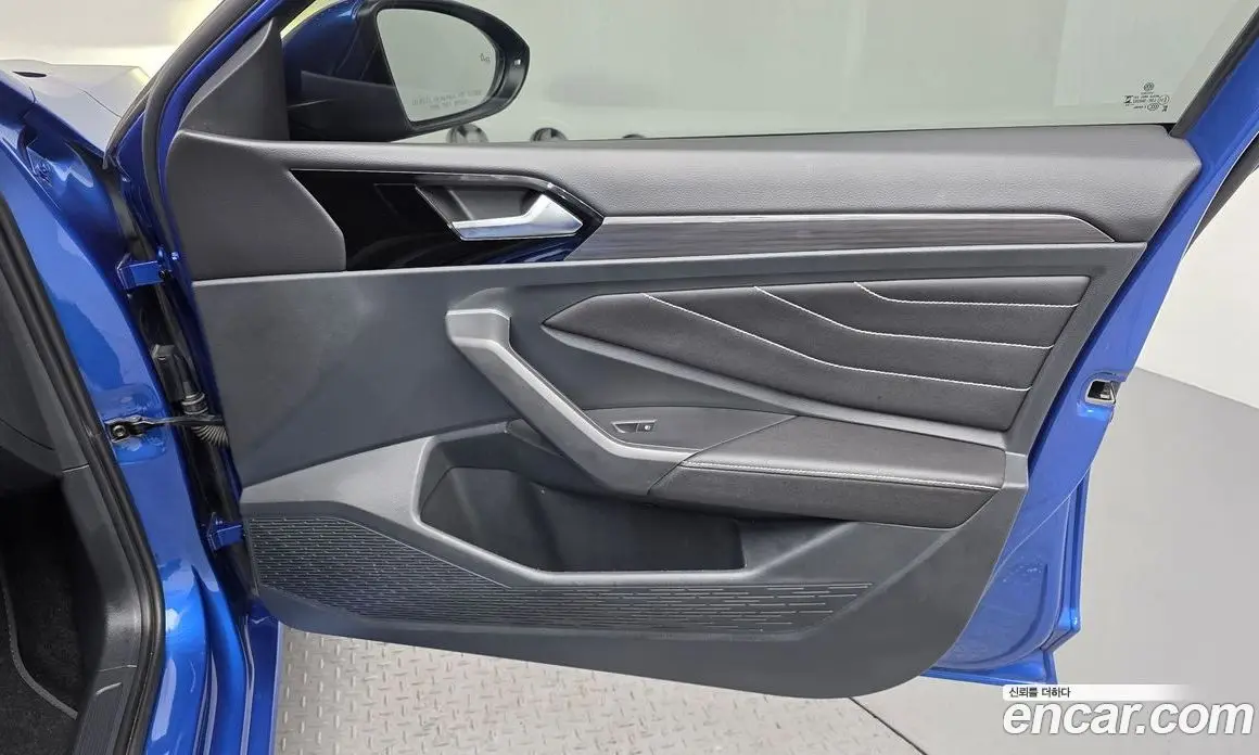 Volkswagen Jetta 2023 1.5 автомат (гидро), фото 15