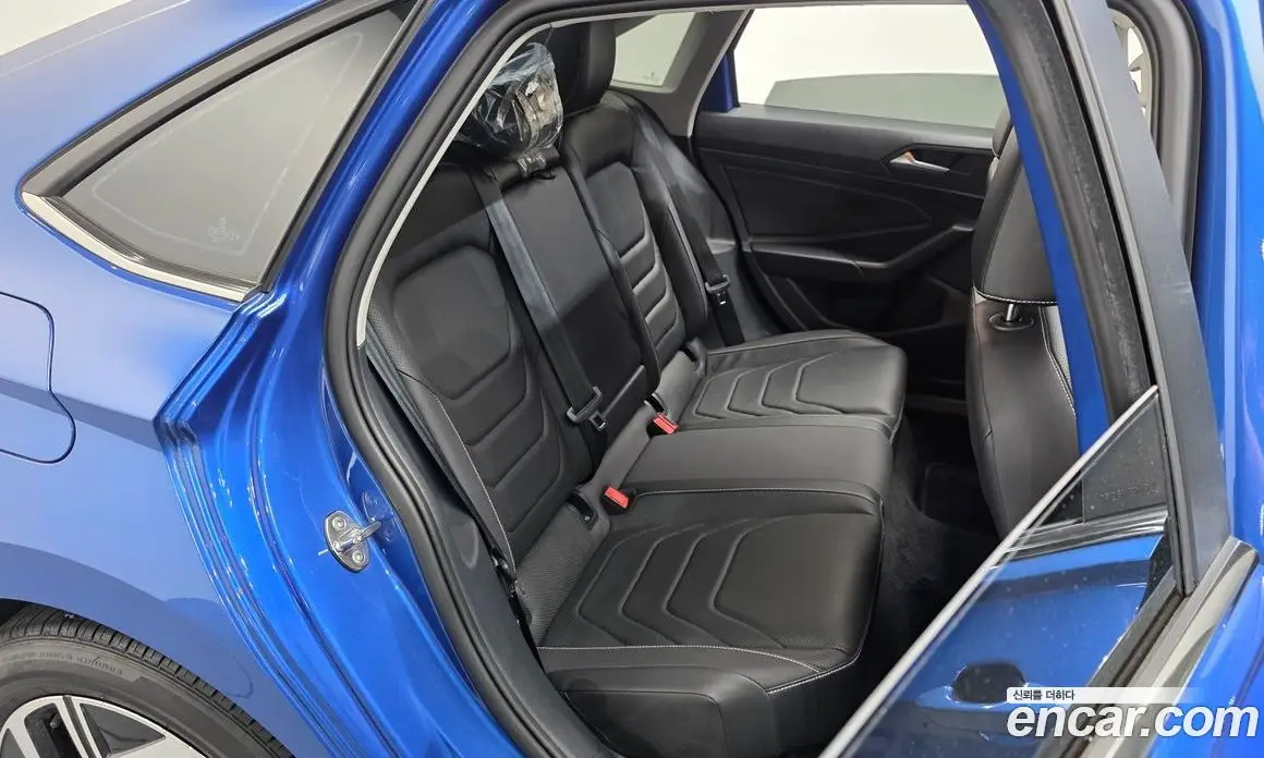 Volkswagen Jetta 2023 1.5 автомат (гидро), фото 18