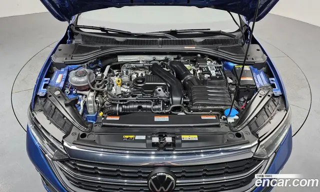 Volkswagen Jetta 2023 1.5 автомат (гидро), миниатюра 6
