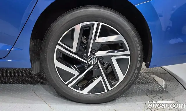 Volkswagen Jetta 2023 1.5 автомат (гидро), миниатюра 7