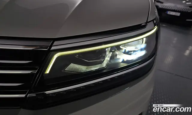 Volkswagen Tiguan 2018 2.0 автомат (гидро), миниатюра 7 Volkswagen Tiguan 2018 2.0 автомат (гидро), миниатюра 7