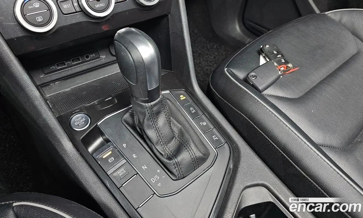 Volkswagen Tiguan 2019 2.0 автомат (гидро), фото 12