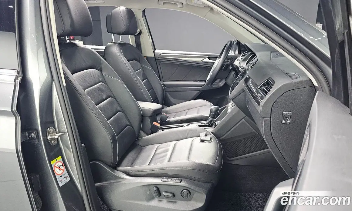 Volkswagen Tiguan 2019 2.0 автомат (гидро), фото 16