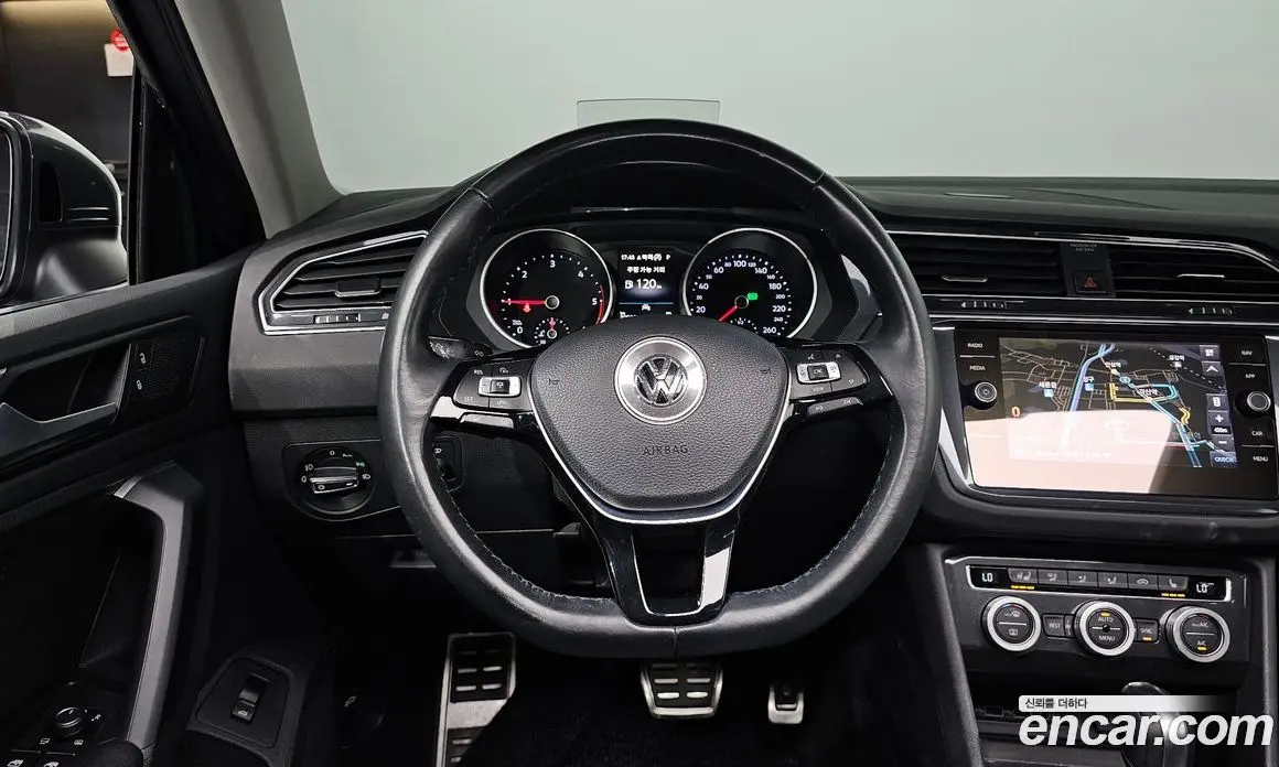 Volkswagen Tiguan 2019 2.0 автомат (гидро), фото 18