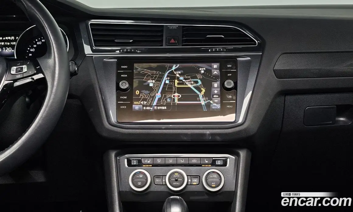 Volkswagen Tiguan 2019 2.0 автомат (гидро), фото 19