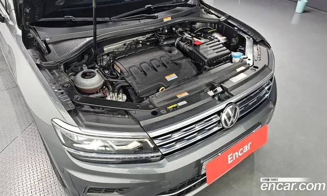 Volkswagen Tiguan 2019 2.0 автомат (гидро), миниатюра 6