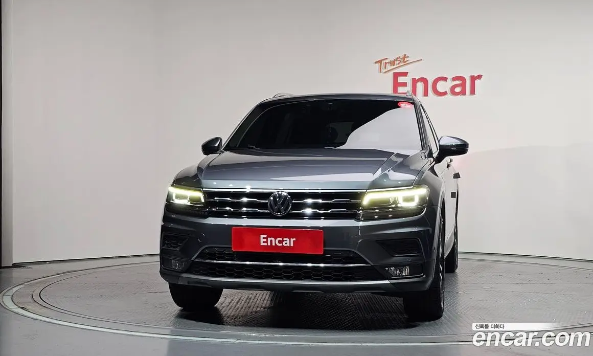 Volkswagen Tiguan 2020 2.0 автомат (гидро), фото 3 Volkswagen Tiguan 2020 2.0 автомат (гидро), фото 3
