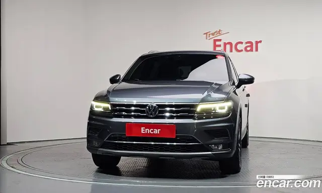 Volkswagen Tiguan 2020 2.0 автомат (гидро), миниатюра 3 Volkswagen Tiguan 2020 2.0 автомат (гидро), миниатюра 3