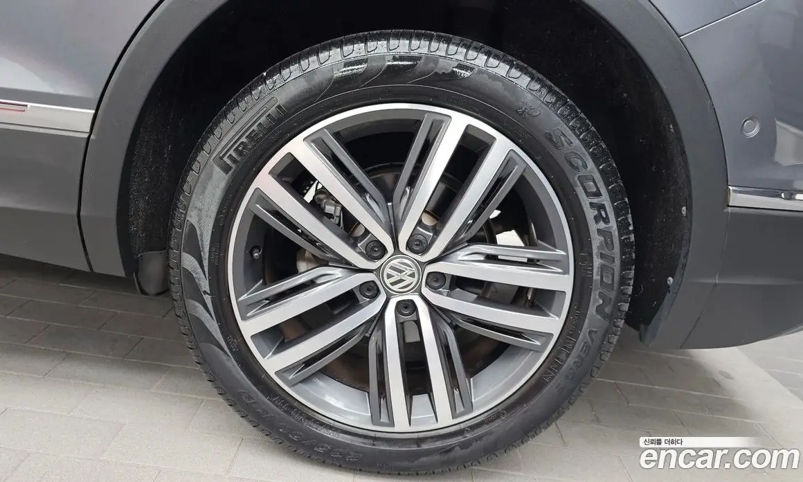 Volkswagen Tiguan 2020 2.0 автомат (гидро), фото 7 Volkswagen Tiguan 2020 2.0 автомат (гидро), фото 7