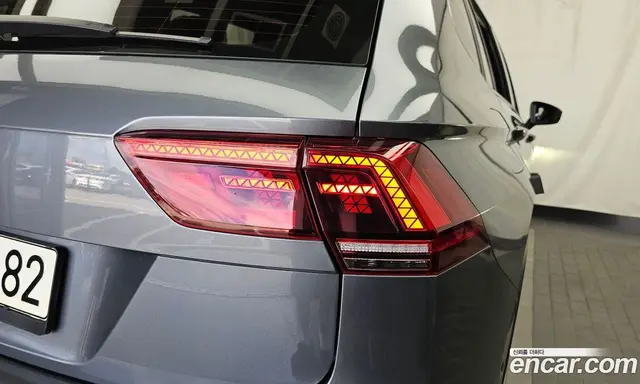 Volkswagen Tiguan 2020 2.0 автомат (гидро), миниатюра 9 Volkswagen Tiguan 2020 2.0 автомат (гидро), миниатюра 9