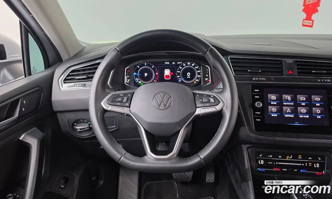 Volkswagen Tiguan 2022 2.0 автомат (гидро), фото 18