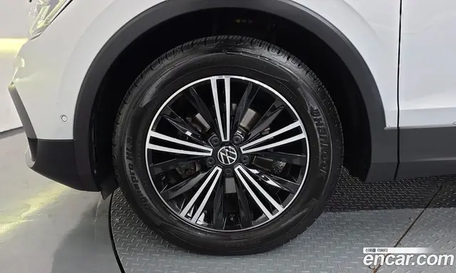 Volkswagen Tiguan 2022 2.0 автомат (гидро), миниатюра 5