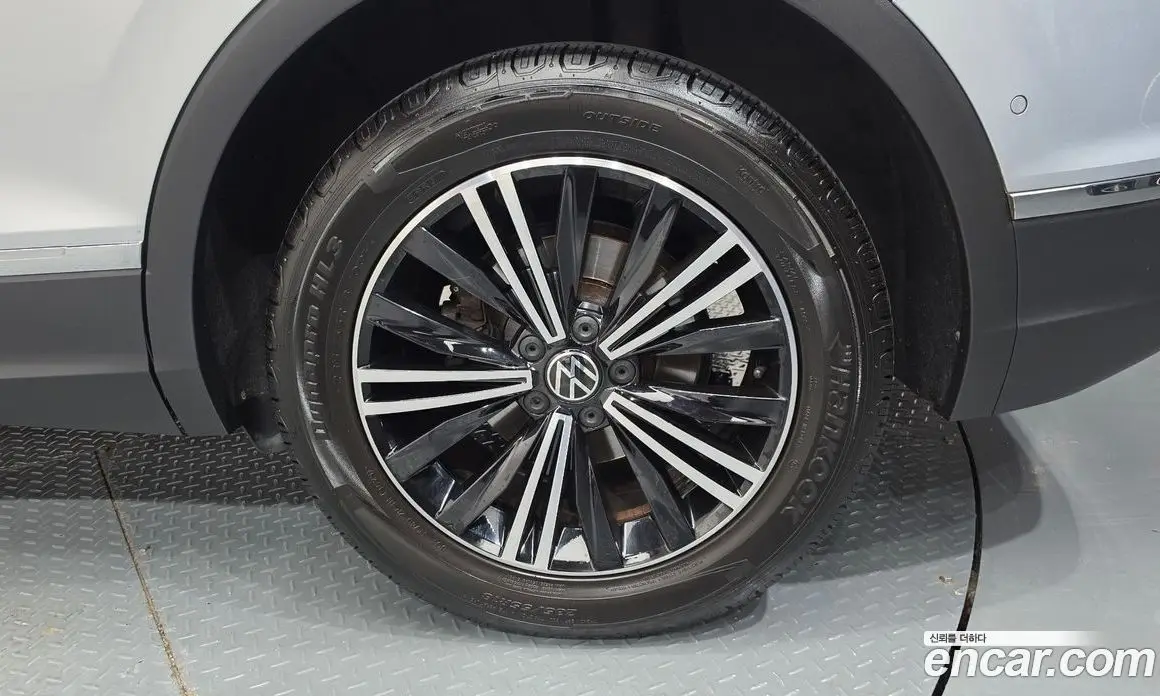 Volkswagen Tiguan 2022 2.0 автомат (гидро), фото 7