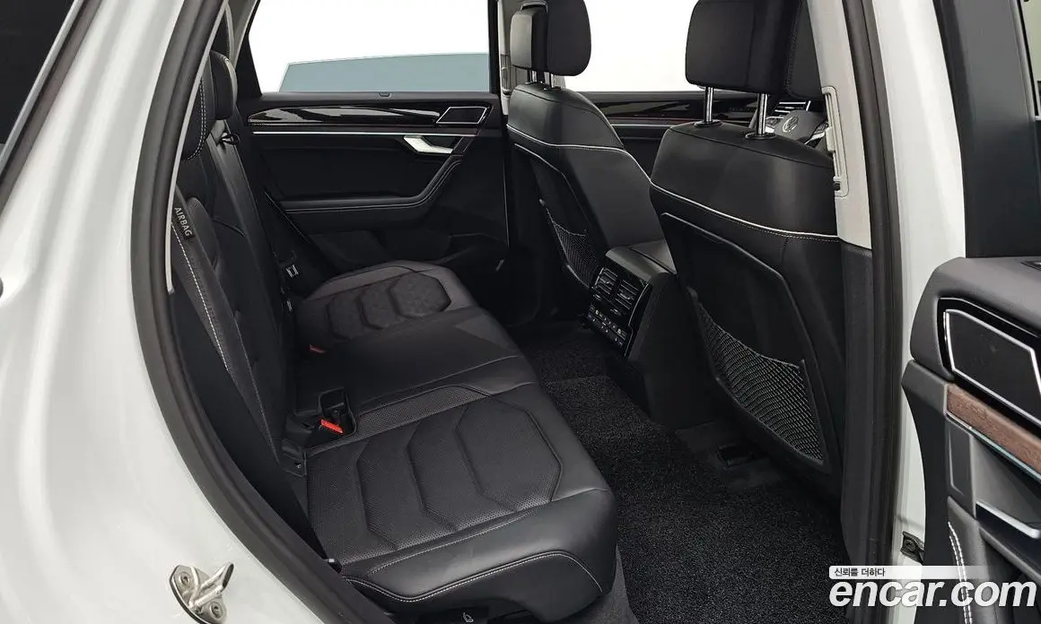 Volkswagen Touareg 2025 3.0 автомат (гидро), фото 16 Volkswagen Touareg 2025 3.0 автомат (гидро), фото 16
