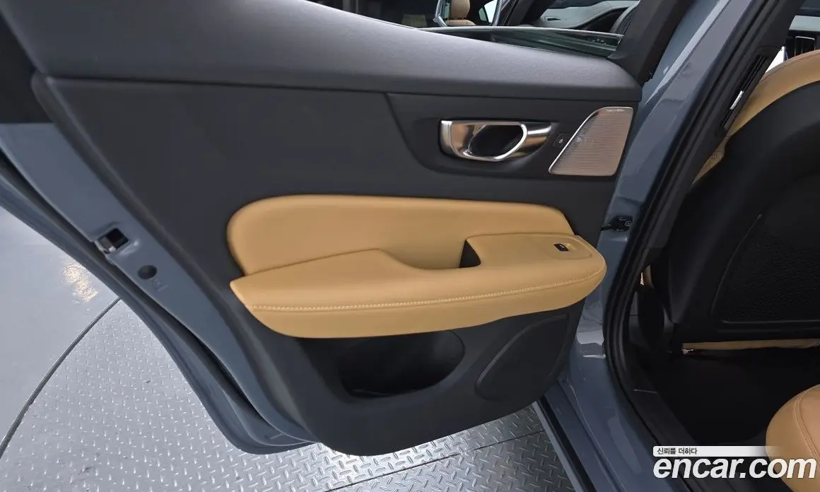 Volvo S60 2021 2.0 автомат (гидро), фото 13 Volvo S60 2021 2.0 автомат (гидро), фото 13