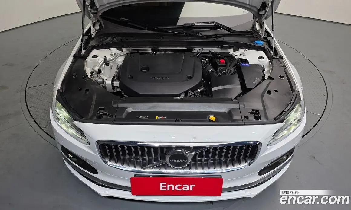 Volvo S90 2021 2.0 автомат (гидро), фото 6 Volvo S90 2021 2.0 автомат (гидро), фото 6