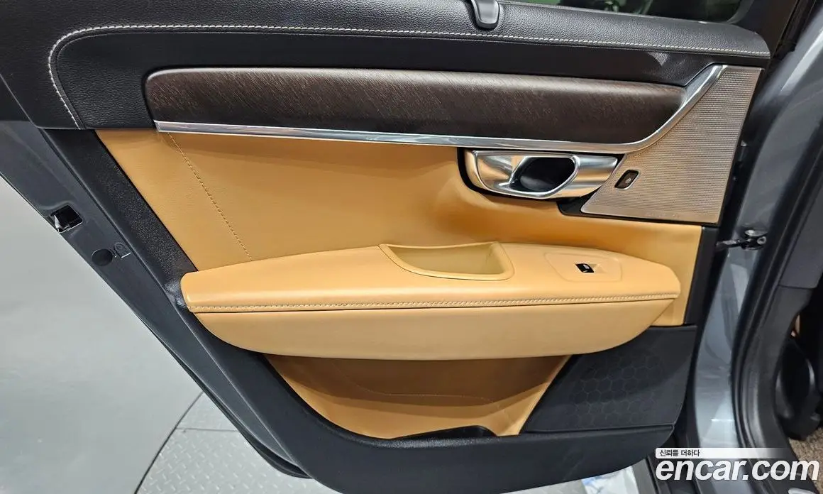 Volvo V90 2020 2.0 автомат (гидро), фото 15 Volvo V90 2020 2.0 автомат (гидро), фото 15