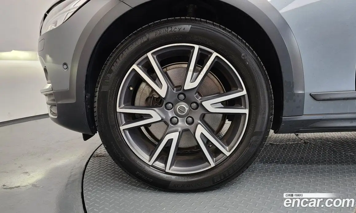 Volvo V90 2020 2.0 автомат (гидро), фото 5 Volvo V90 2020 2.0 автомат (гидро), фото 5