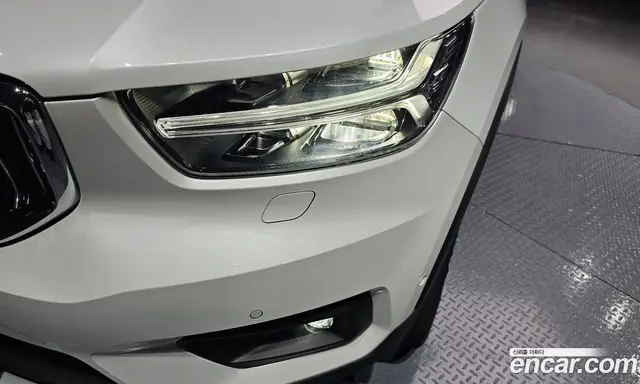 Volvo XC40 2021 2.0 автомат (гидро), миниатюра 8
