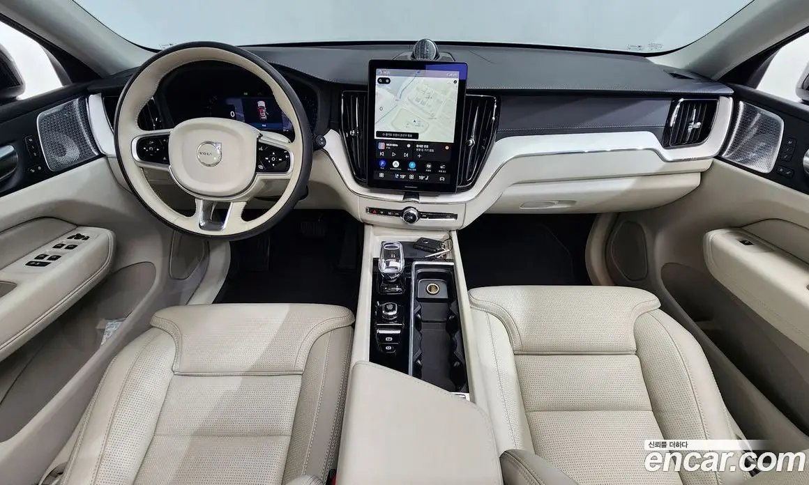 Volvo XC60 2025 2.0 автомат (гидро), фото 10